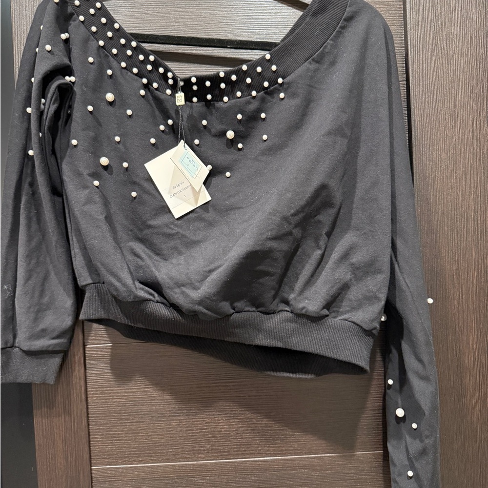 Black Pearl-Embellished Women's Top